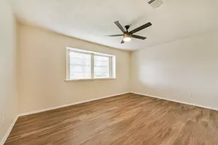 2230 E Clare St, Deer Park, TX 77536 - Photo 23