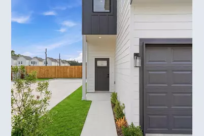 866 Rachel Street #E, Houston, TX 77091 - Photo 3