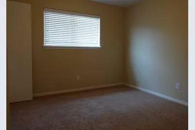 8102 Sweetstone Bluff Lane, Cypress, TX 77433 - Photo 11