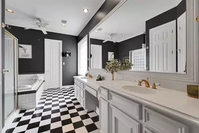 1715 Forestlake Drive, Sugar Land, TX 77479 - Photo 25