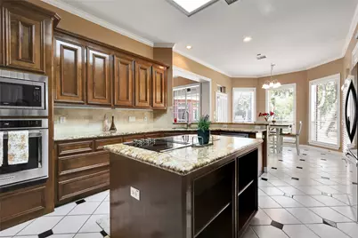 1715 Forestlake Drive, Sugar Land, TX 77479 - Photo 19