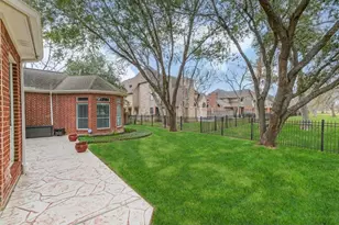 1715 Forestlake Dr, Sugar Land, TX 77479 - Photo 39