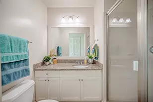 801 E Beach Dr, Galveston, TX 77550 - Photo 17