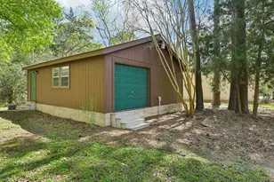 101-1/2 Ave J, Dickinson, TX 77539 - Photo 25