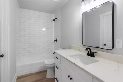 5102 Tavenor Lane, Houston, TX 77048 - Photo 3