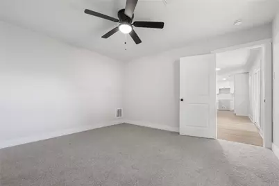 5102 Tavenor Lane, Houston, TX 77048 - Photo 17