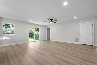 5102 Tavenor Lane, Houston, TX 77048 - Photo 15