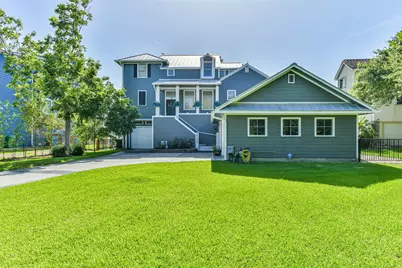 605 Quintana Roo Place, Seabrook, TX 77586 - Photo 1