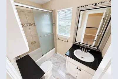 228 Fawn Trail, Lake Jackson, TX 77566 - Photo 19