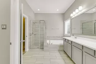 31778 Twin Timbers Ln, Spring, TX 77386 - Photo 19