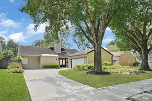 12219 Briar Forest Dr, Houston, TX 77077 - Photo 3