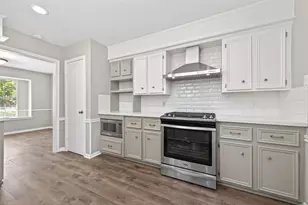 105 Glenmora Ct, Conroe, TX 77385 - Photo 19