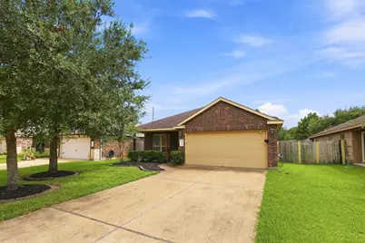 2913 Landing Edge Lane, League City, TX 77539 - Photo 3