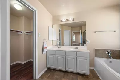 5911 Rosemary Circle, Baytown, TX 77521 - Photo 31