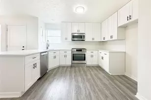 9843 Stableway Dr, Houston, TX 77065 - Photo 9