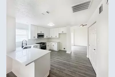 9843 Stableway Drive, Houston, TX 77065 - Photo 9