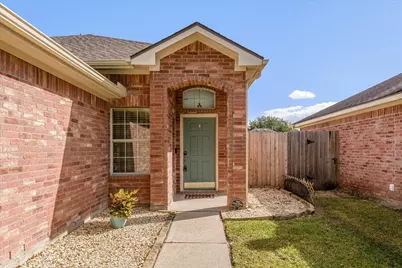 104 Laurel Meadow Court, La Marque, TX 77568 - Photo 9