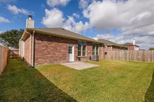 104 Laurel Meadow Ct, La Marque, TX 77568 - Photo 35