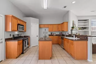 104 Laurel Meadow Ct, La Marque, TX 77568 - Photo 1