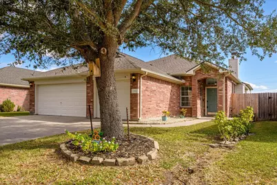 104 Laurel Meadow Court, La Marque, TX 77568 - Photo 7