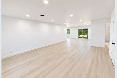 10807 Safeguard Street, Houston, TX 77047 - Photo 5
