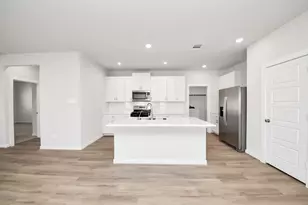 6808 Hart Oak Ct, Conroe, TX 77304 - Photo 9