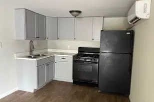 605 E Hunnicutt St, Baytown, TX 77520 - Photo 7