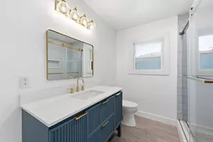 11907 Renwick Dr, Houston, TX 77035 - Photo 9