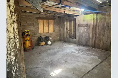 1106 Canal W, Crystal Beach, TX 77650 - Photo 19