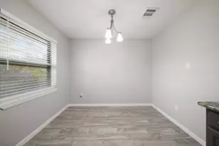5013 Camden Ln, Pearland, TX 77584 - Photo 11