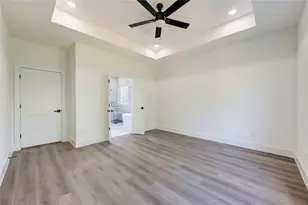3639 Rebecca St, Houston, TX 77021 - Photo 9