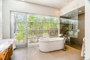 11535 Green Oaks Dr, Piney Point Village, TX 77024 - Photo 15