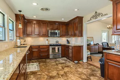 504 W Highway 332 W, Lake Jackson, TX 77566 - Photo 23