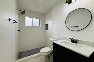 16246 Los Altos Dr, Houston, TX 77083 - Photo 9