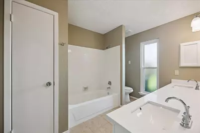 16819 Quail Crest Court, Houston, TX 77489 - Photo 13