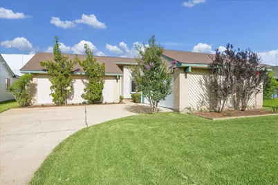 16819 Quail Crest Court, Houston, TX 77489 - Photo 1