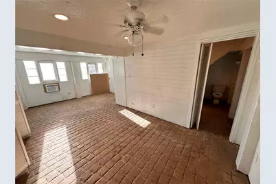 3211 Keller Street, Bacliff, TX 77518 - Photo 11