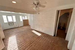 3211 Keller St, Bacliff, TX 77518 - Photo 11