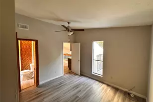 3211 Keller St, Bacliff, TX 77518 - Photo 9