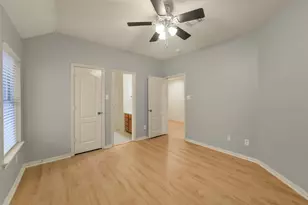 82 Cherry Hills Dr, Jersey Village, TX 77064 - Photo 27