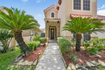 82 Cherry Hills Drive, Jersey Village, TX 77064 - Photo 3