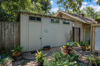 11902 Laurie Lane, Houston, TX 77024 - Photo 31