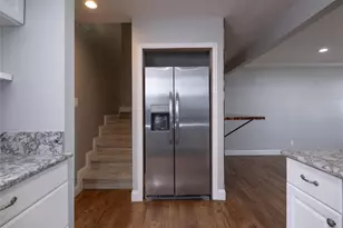 100 Edgewater Dr, Livingston, TX 77351 - Photo 13