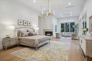 11607 Shady Grove Ln, Houston, TX 77024 - Photo 15