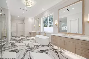 11607 Shady Grove Ln, Houston, TX 77024 - Photo 19