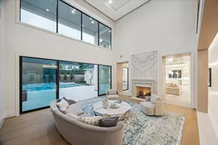 11607 Shady Grove Ln, Houston, TX 77024 - Photo 7