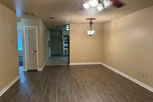 609 Sunset St, Alvin, TX 77511 - Photo 5