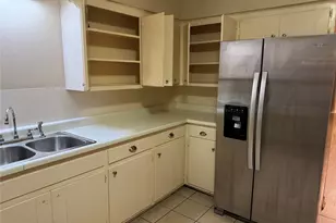 609 Sunset St, Alvin, TX 77511 - Photo 7