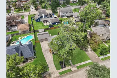 4704 Gulfway Drive, Baytown, TX 77521 - Photo 31