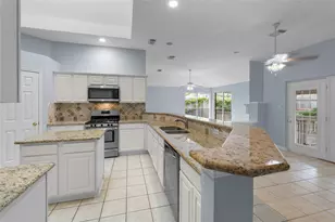 14023 Grand Heights Ct, Houston, TX 77062 - Photo 3